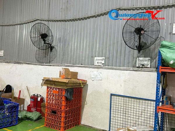chọn quạt treo tường công nghiệp loại nào tốt