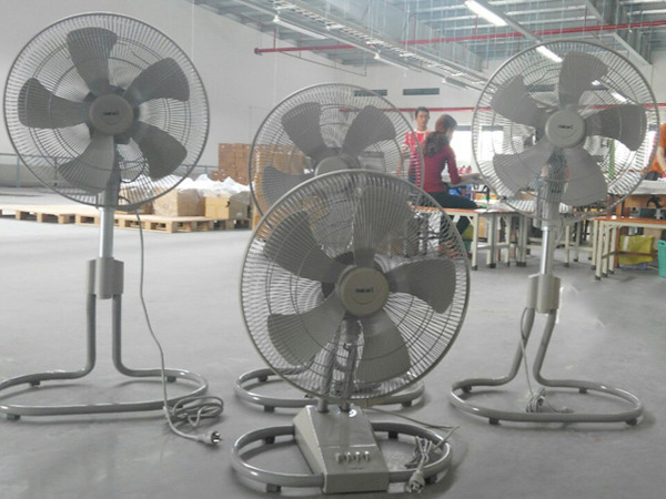 Vì sao nên chọn quạt công nghiệp Hatari