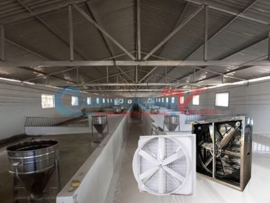 chọn quạt hút mùi chuồng trại inox hay composite